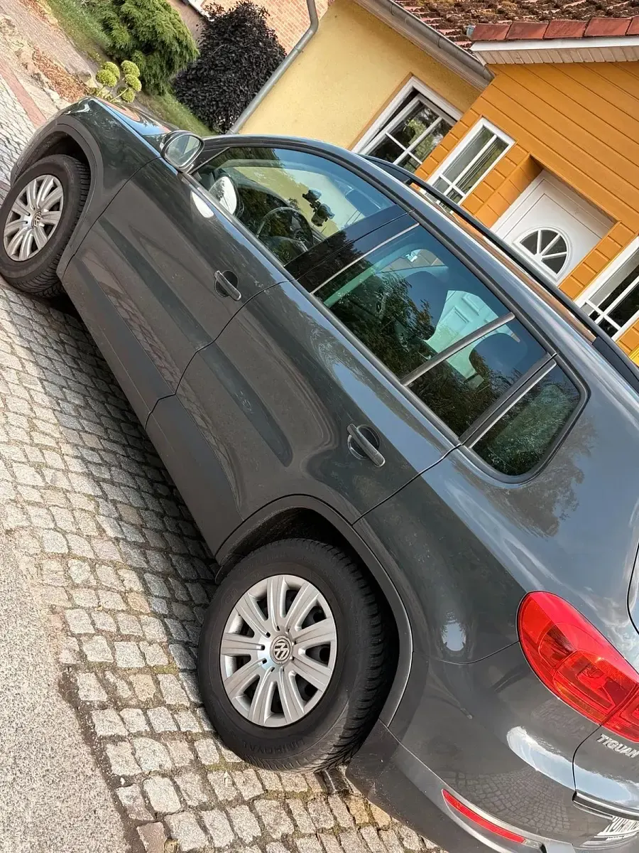 Gebraucht VW Tiguan 150 PS (110 kW) 2015 Grau SUV
