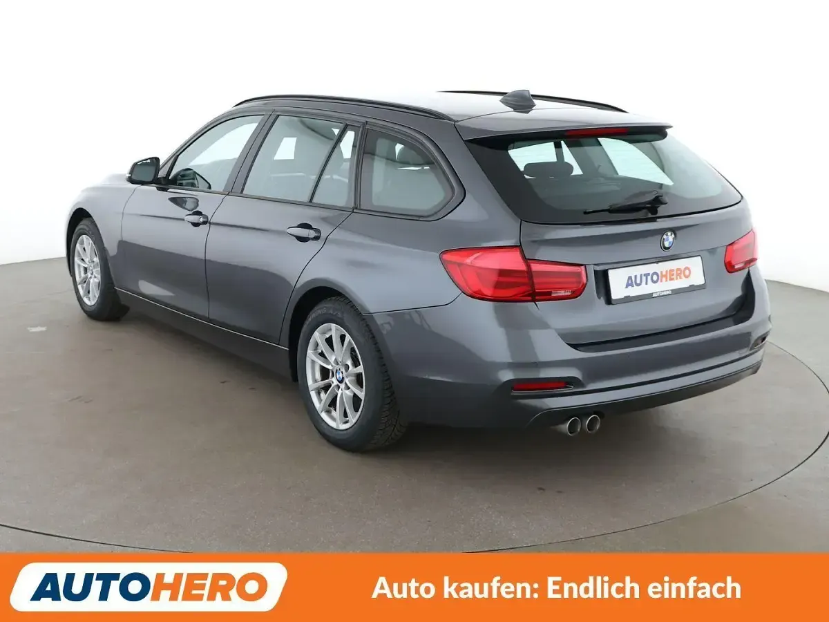 Gebraucht BMW 320 190 PS (139 kW) 2019 Grau Kombi