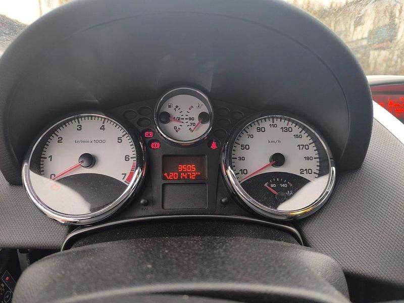 Gebraucht Peugeot 207 CC Premium 120 PS (88 kW) 2009 Schwarz Cabrio