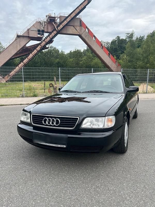 Schwarz Gebraucht 1994 Audi 100 Limousine | 3.900 € - Bild 1/4