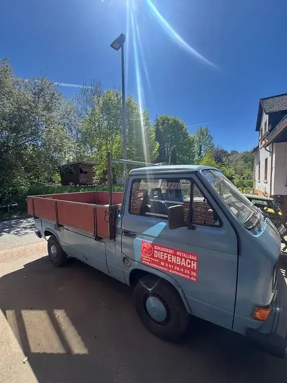 Second-hand VW T3 77 CP (56 kW) 1989 Albastru Van