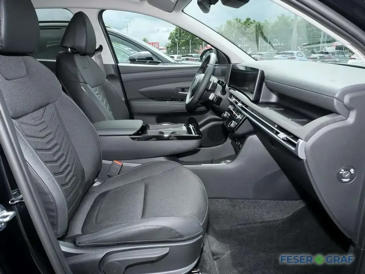 Neu Hyundai Tucson Trend 150 PS (110 kW) 2026 Abyss black SUV