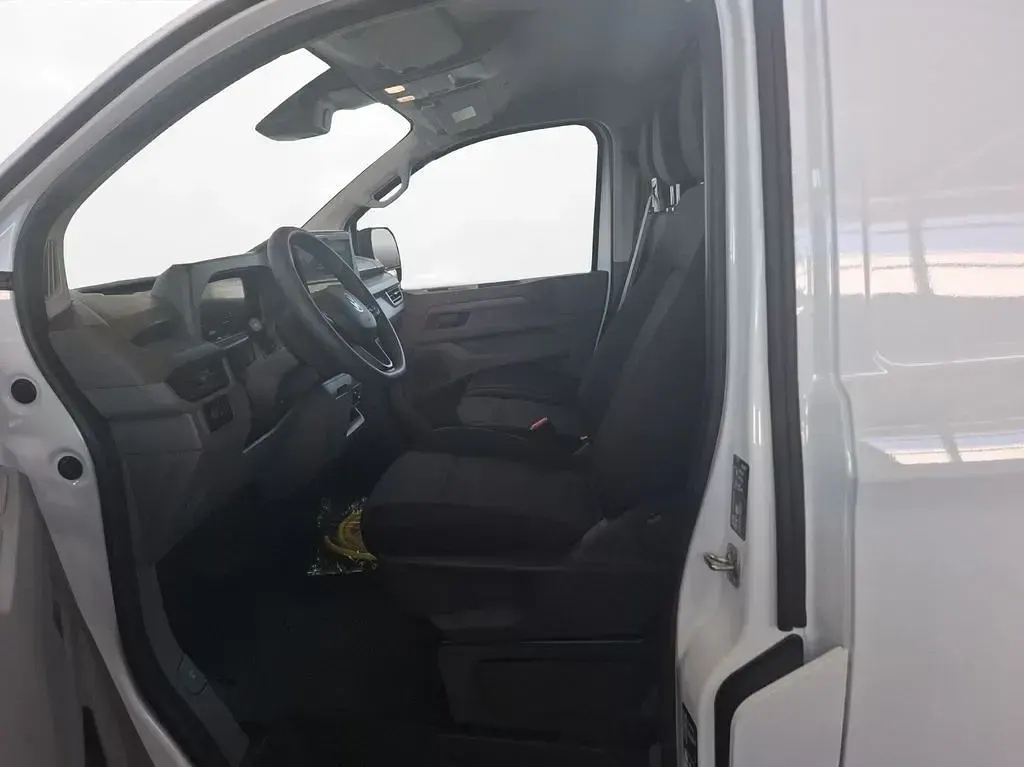 Gebraucht VW T7 160 kW (218 PS) 2025 Weiß Van