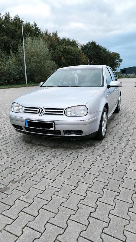 Gebraucht VW Golf IV 75 PS (55 kW) 2003 Silber Kleinwagen