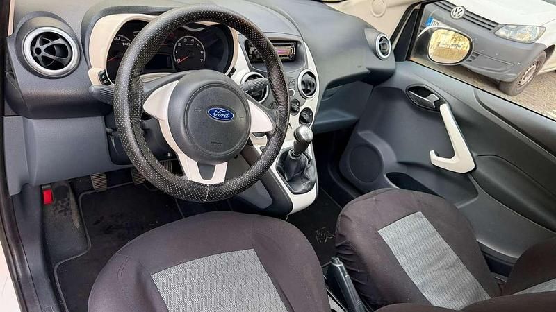 Gebraucht Ford Ka Titanium 69 PS (50 kW) 2009 Kleinwagen