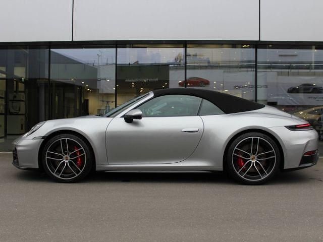 Neu Porsche 911 Carrera S Cabriolet 480 PS (353 kW) 2026 Silber Cabrio
