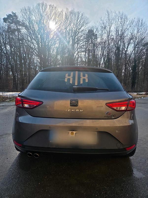 Gebraucht Seat Leon FR 150 PS (110 kW) 2014 Grau Limousine