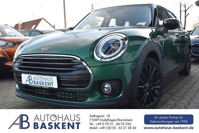 Grün Gebraucht 2022 Mini Cooper Clubman Classic Kombi | 22.450 € (Guter Preis) - Bild 1/4