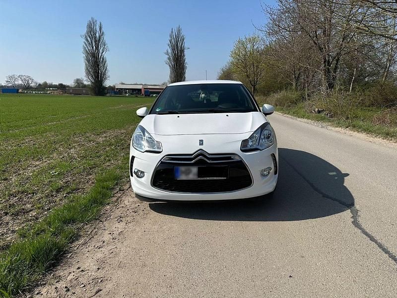 Gebraucht Citroën DS3 So Chic 92 PS (67 kW) 2014 Weiß Kleinwagen