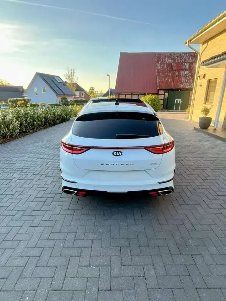 Gebraucht Kia ProCeed GT 204 PS (150 kW) 2020 Weiß Kombi