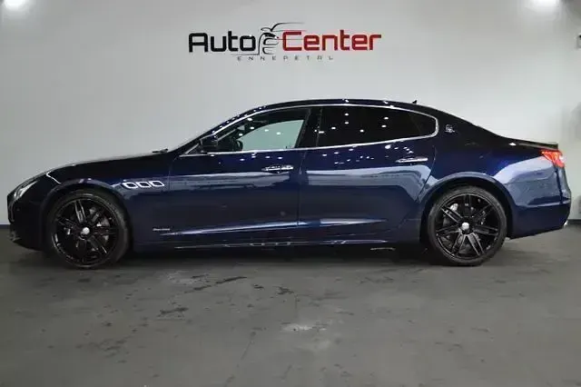 Gebraucht Maserati Quattroporte GranLusso 430 PS (316 kW) 2017 Blau Limousine