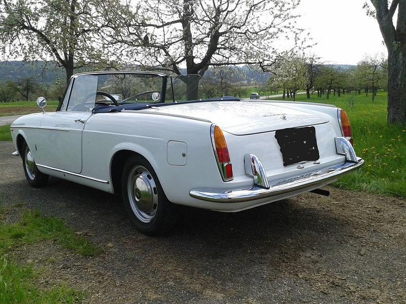 Gebraucht Fiat 1200 52 PS (38 kW) 1962 Weiß Cabrio