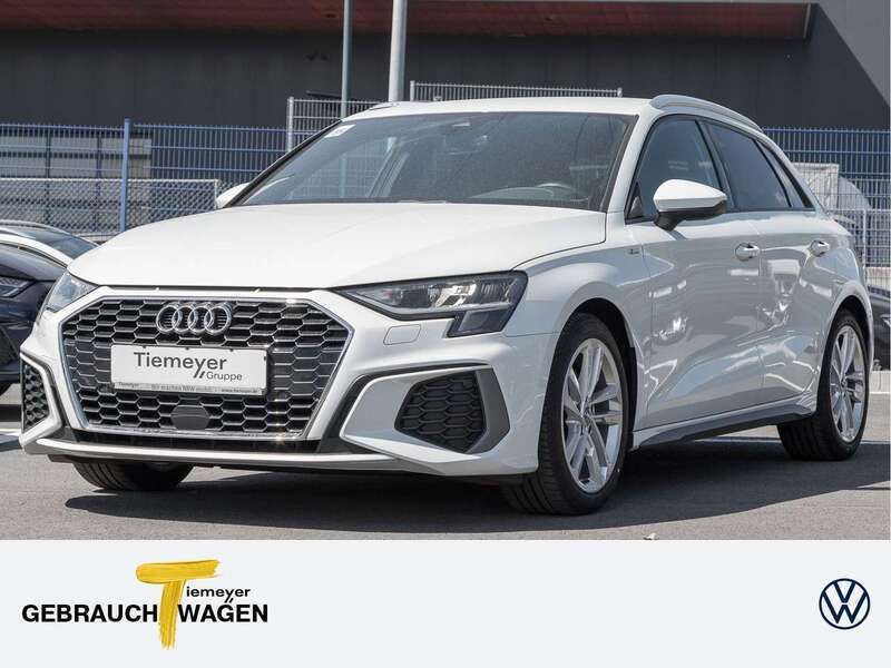 Gletscherweiß metallic Gebraucht 2020 Audi A3 S-Line Limousine | 23.240 € (Fairer Preis) - Bild 1/4