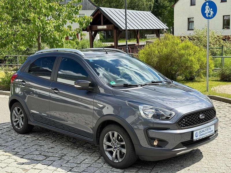 Gebraucht Ford Ka Active 86 PS (63 kW) 2019 Smokegrau metallic Kleinwagen