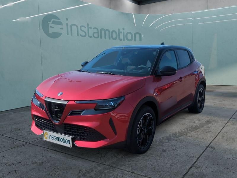 Rot Gebraucht 2024 Alfa Romeo Junior SUV | 34.699 € (Guter Preis) - Bild 1/4