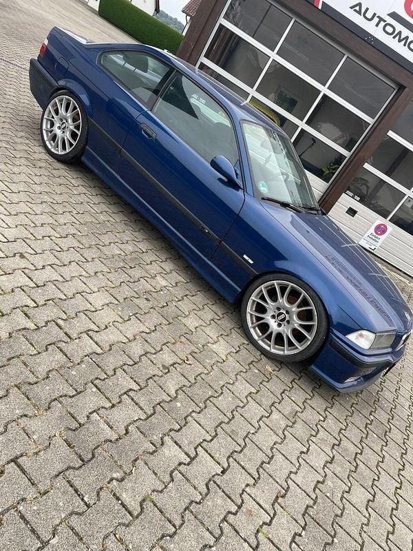 Gebraucht BMW 328 193 PS (141 kW) 1998 Blau Coupé