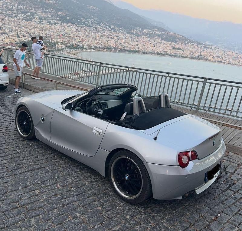 Silber Gebraucht 2005 BMW Z4 Performance Cabrio | 7.000 € (Fairer Preis) - Bild 1/4