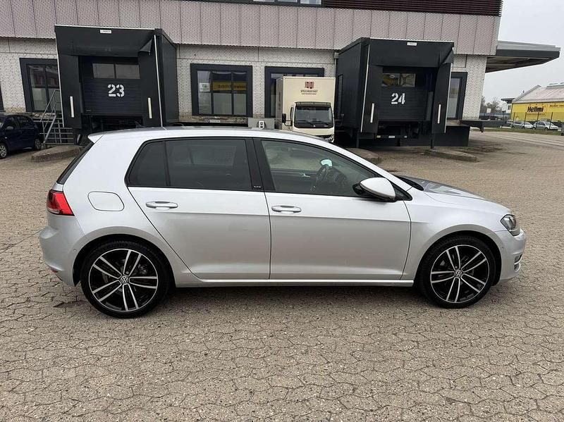 Gebraucht VW Golf VII Allstar 150 PS (110 kW) 2016 Grau Kleinwagen