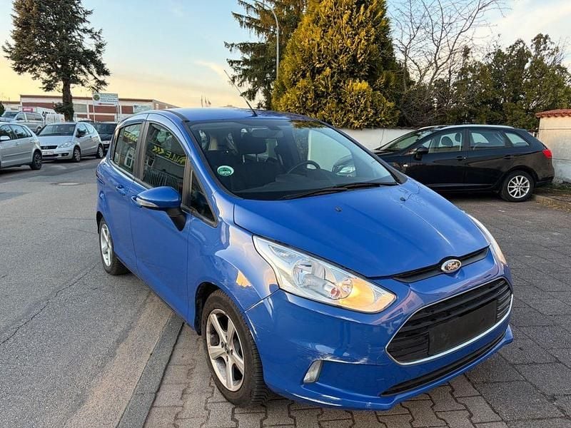Usata Ford B-MAX 101 CV (74 kW) 2013 Blu Monovolume