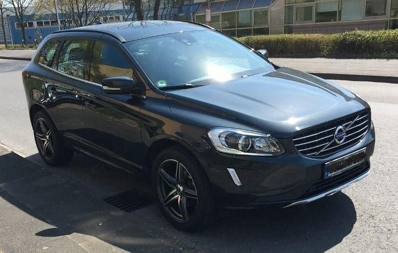 Gebraucht Volvo XC60 Momentum 246 PS (180 kW) 2013 Grau SUV