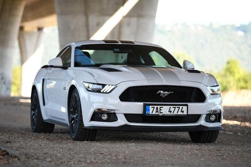 Gebraucht Ford Mustang 421 PS (309 kW) 2018 Weiß