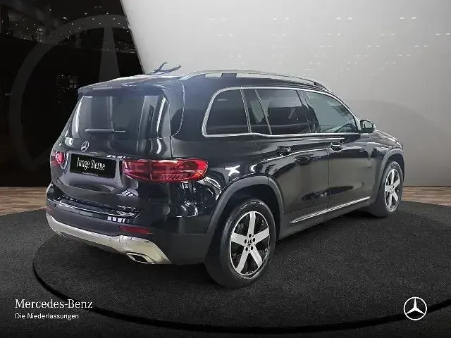 Gebraucht Mercedes GLB180 Progressive 116 PS (85 kW) 2025 Schwarz SUV