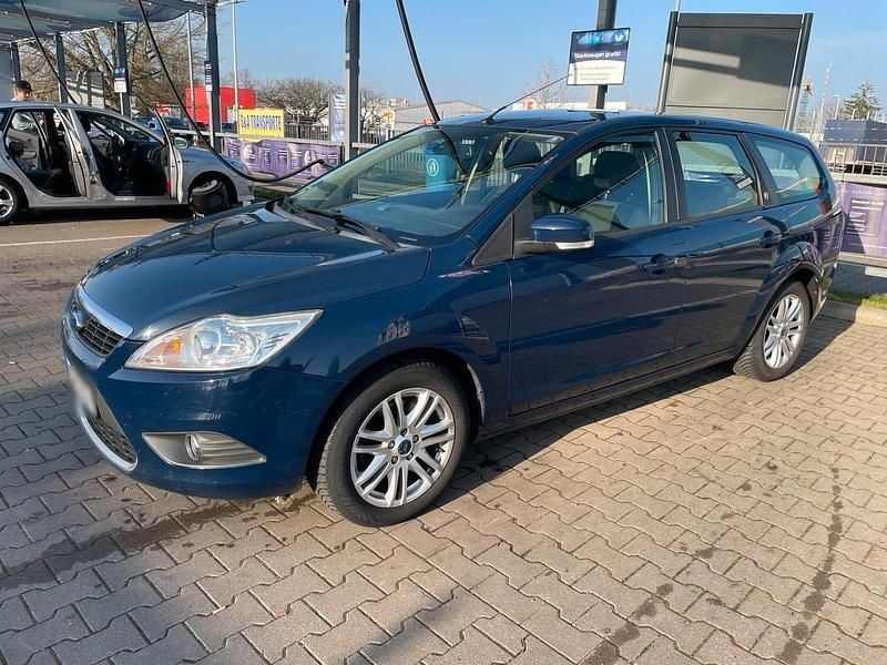 Gebraucht Ford Focus Ghia 145 PS (106 kW) 2008 Blau Kombi