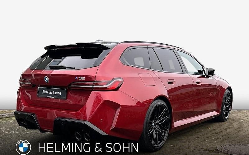 Neu BMW M5 Comfort Edition 727 PS (534 kW) 2026 Rot Kombi