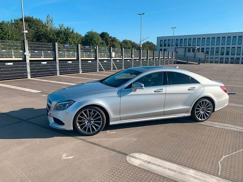 Silber Gebraucht 2016 Mercedes CLS350 AMG Coupé | 22.999 € (Fairer Preis) - Bild 1/4