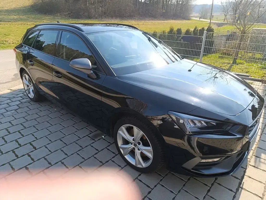 Gebraucht Seat Leon FR 150 PS (110 kW) 2022 Schwarz Limousine