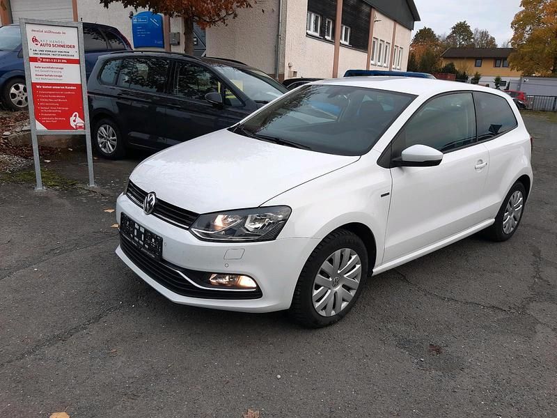 Weiß Gebraucht 2015 VW Polo LOUNGE Kleinwagen | 7.999 € (Etwas zu teuer) - Bild 1/4