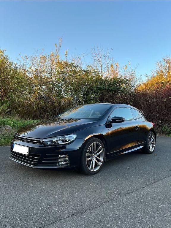Schwarz Gebraucht 2015 VW Scirocco R-line Coupé | 14.500 € (Guter Preis) - Bild 1/4