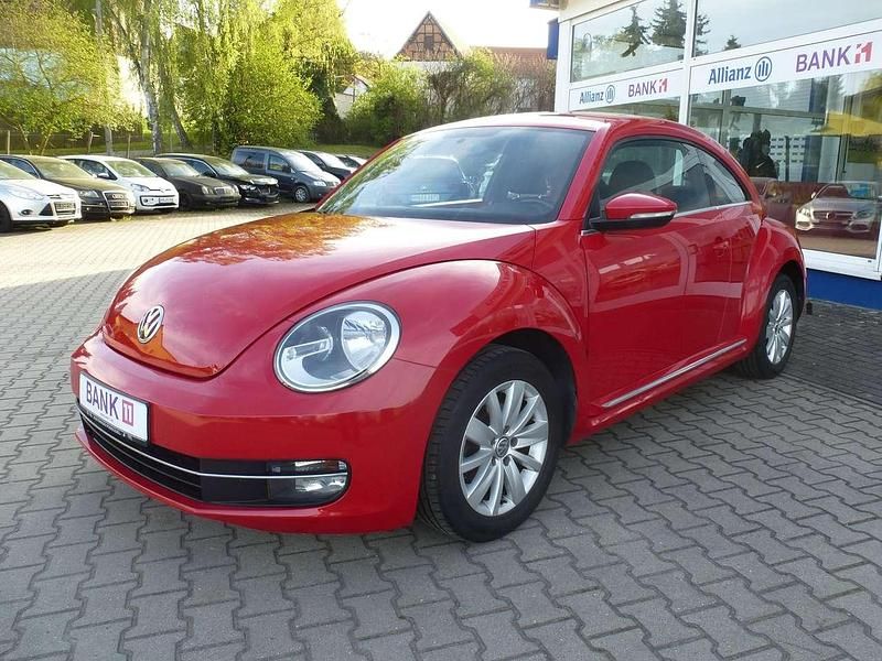 Second-hand VW Beetle Design 105 CP (77 kW) 2012 Roșu Hatchback