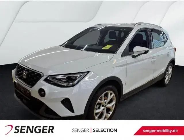 Weiß Gebraucht 2024 Seat Arona Sport SUV | 21.880 € (Fairer Preis) - Bild 1/1