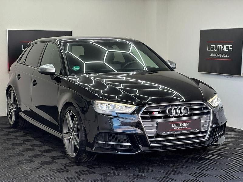 Mythosschwarz metallic Gebraucht 2017 Audi S3 Sport Limousine | 24.999 € (Superpreis) - Bild 1/4