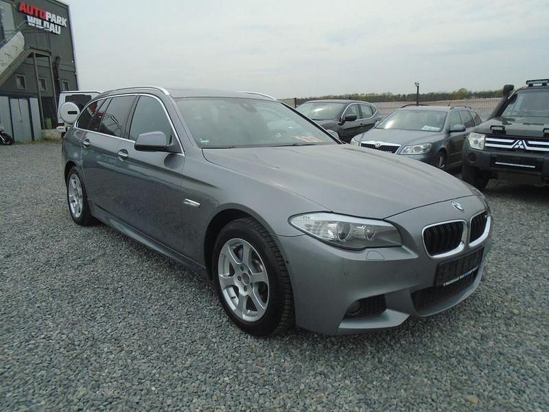 Gebraucht BMW 530 258 PS (189 kW) 2012 Grau Kombi