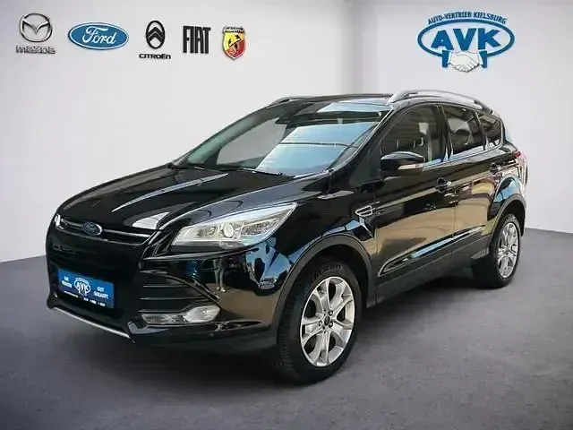 Używany Ford Kuga Titanium 182 KM (133 kW) 2016 Czarny SUV