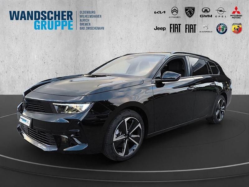 Neu Opel Astra 131 PS (96 kW) 2025 Weißschwarz Kombi