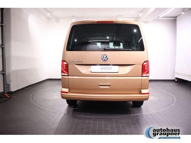 Gebraucht VW Caravelle 150 PS (110 kW) 2020 Braun / copper bronze Van / Kleinbus