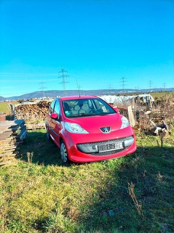 Gebraucht Peugeot 107 Filou 68 PS (50 kW) 2007 Rot Kleinwagen