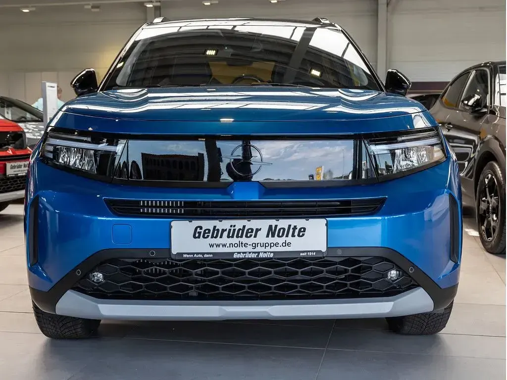 Neu Opel Frontera 145 PS (106 kW) 2026 Blau / SUV
