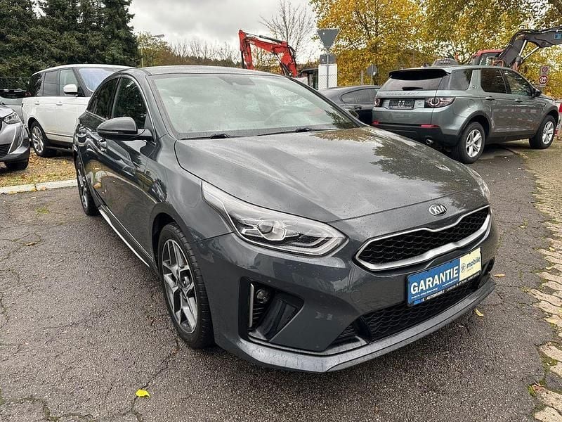 Gebraucht Kia ProCeed GT-Line 120 PS (88 kW) 2019 Grau Kleinwagen