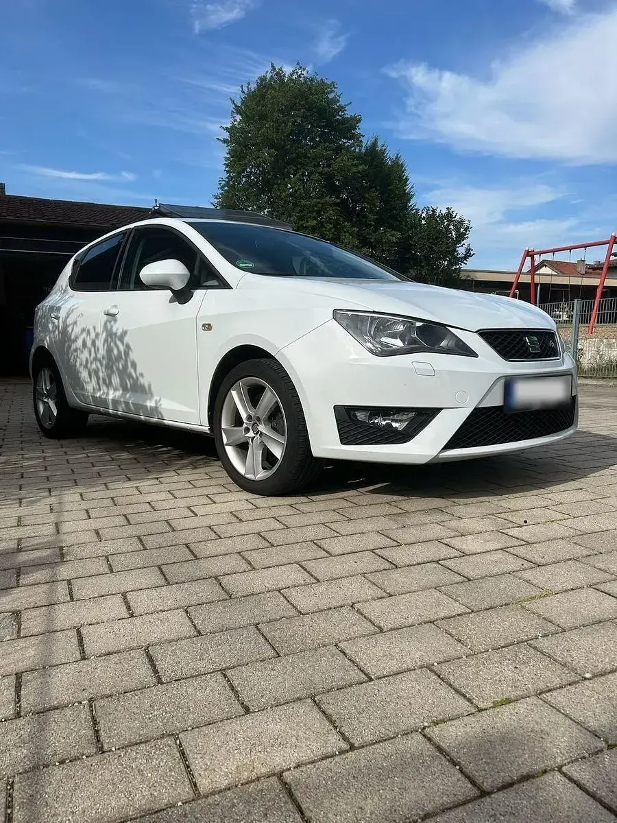 Gebraucht Seat Ibiza FR 110 PS (80 kW) 2015 Weiß Kleinwagen