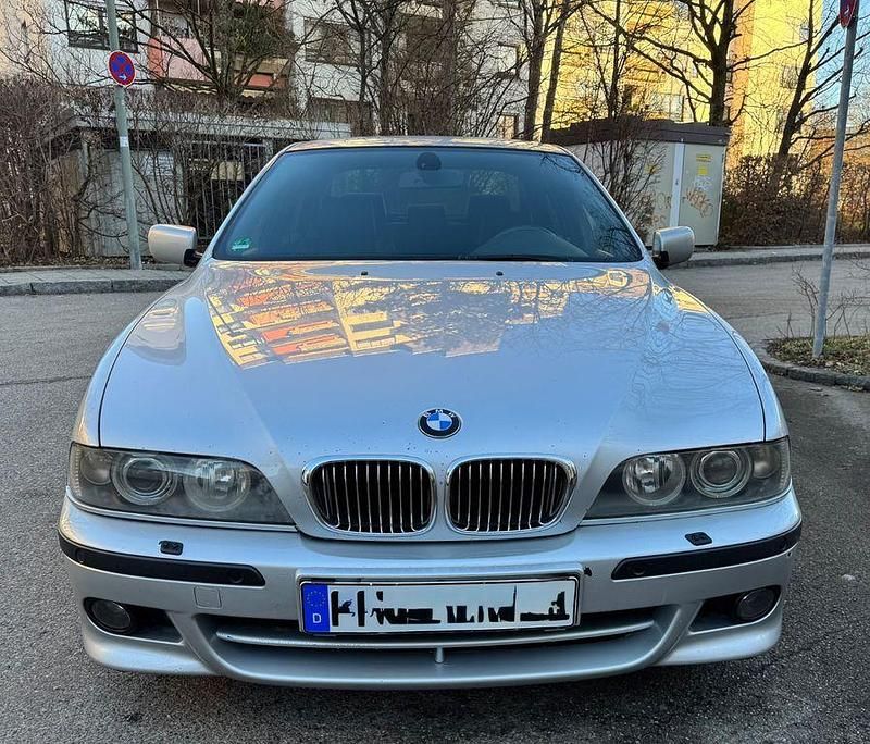 Gebraucht BMW 525 M Sport 192 PS (141 kW) 2001 Silber Limousine