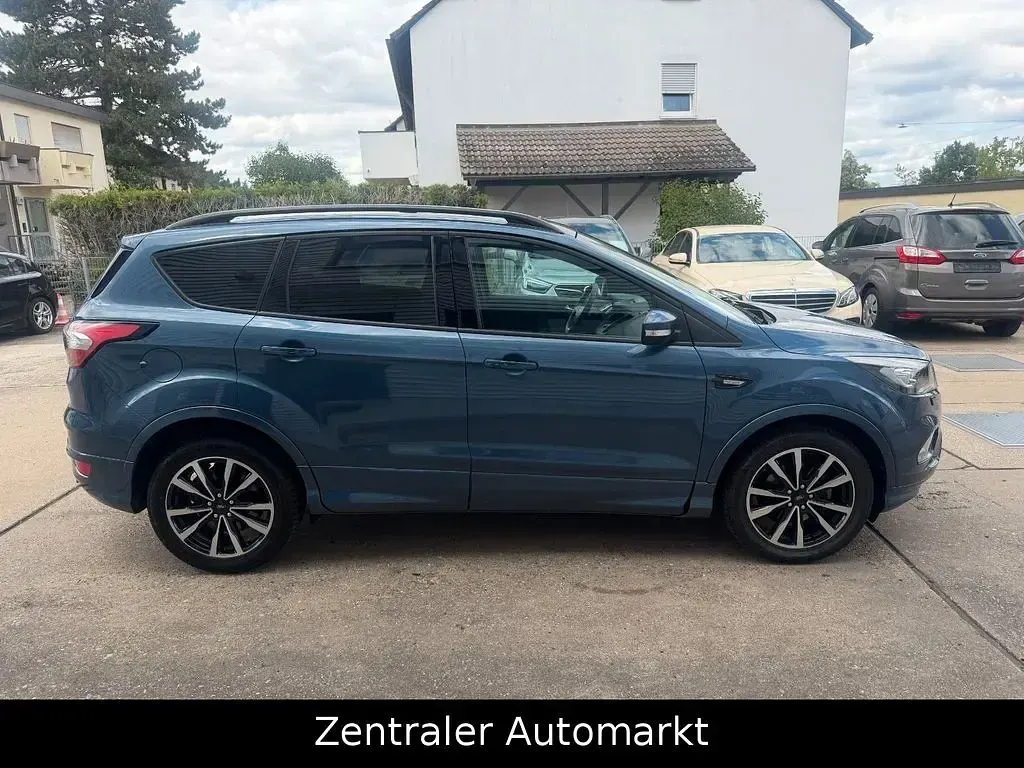 Gebraucht Ford Kuga ST-Line 150 PS (110 kW) 2019 Other SUV