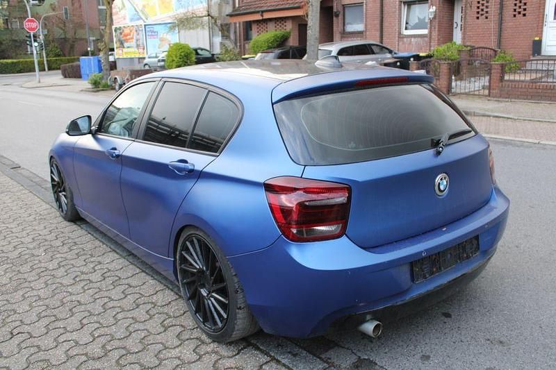 Gebraucht BMW 116 Advantage 116 PS (85 kW) 2014 Weiß Kleinwagen