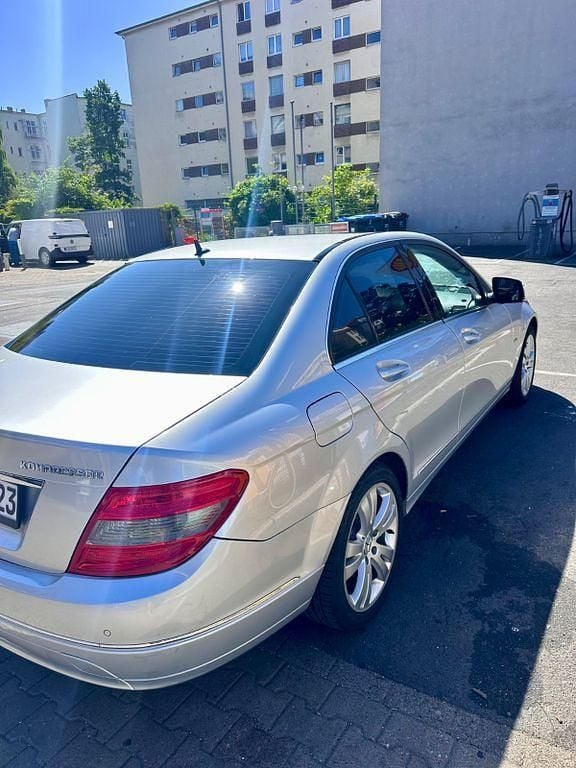 Silber Gebraucht 2007 Mercedes C200 Avantgarde Limousine | 5.150 € (Guter Preis) - Bild 1/4