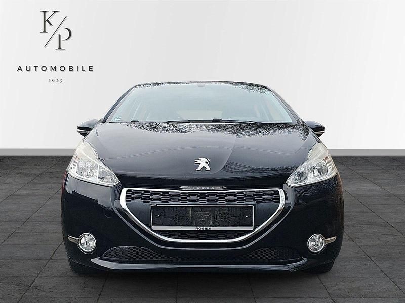Second-hand Peugeot 208 Active 68 CP (50 kW) 2013 Negru Hatchback