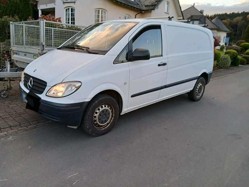 Gebraucht Mercedes Sprinter 150 PS (110 kW) 2010 Weiß Van