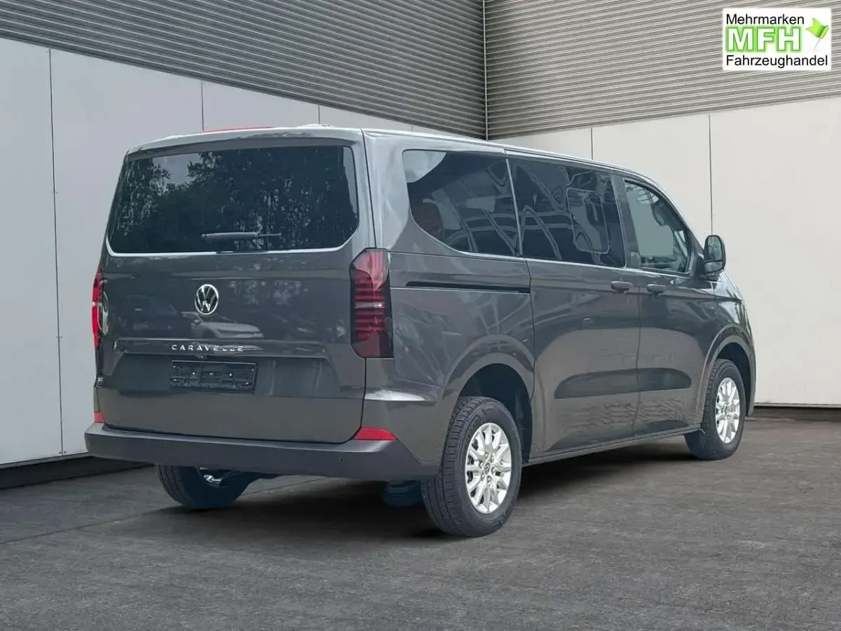 Neu VW Caravelle Basis 170 PS (125 kW) 2026 Graphite dust metallic Van